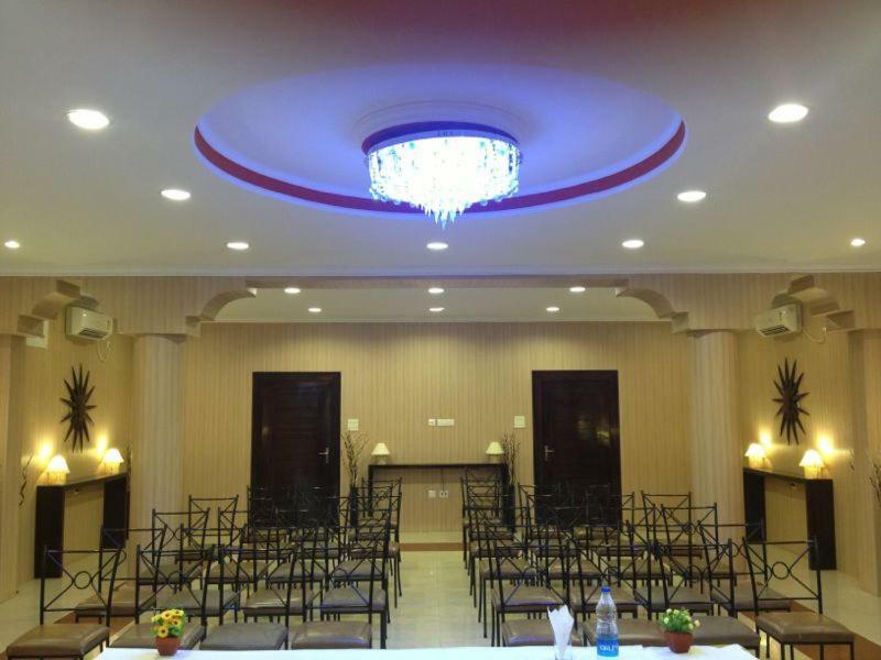 Palm Village Resort Колката Екстер'єр фото