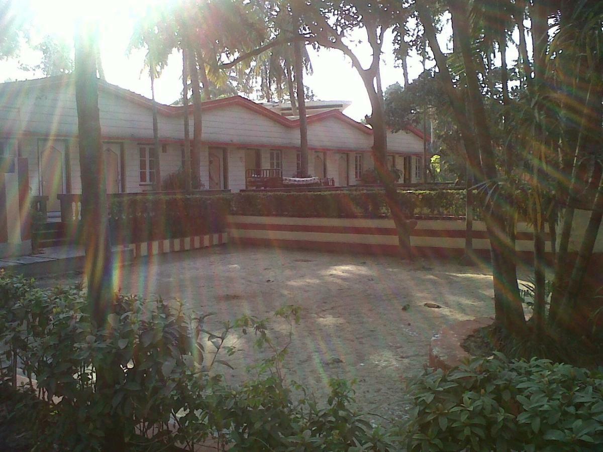 Palm Village Resort Колката Екстер'єр фото