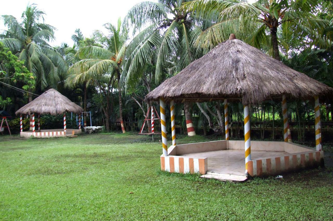 Palm Village Resort Колката Екстер'єр фото